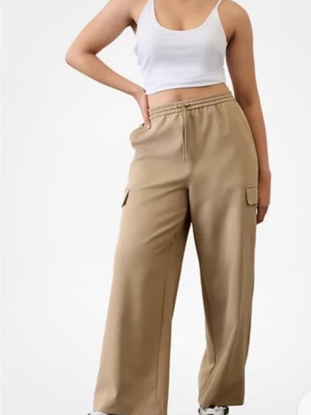 Athleta Wide-Leg Cargo Pants in Beige